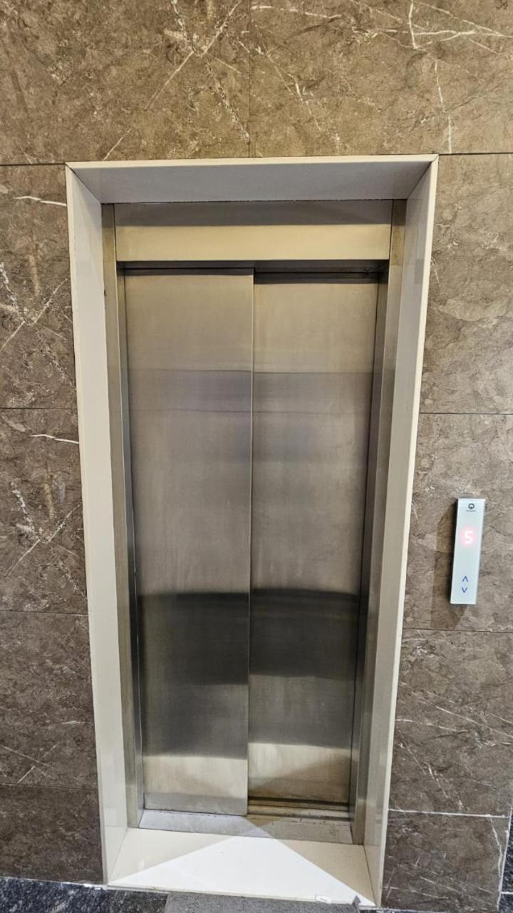 Hotel Veesons Executive Solapur Εξωτερικό φωτογραφία